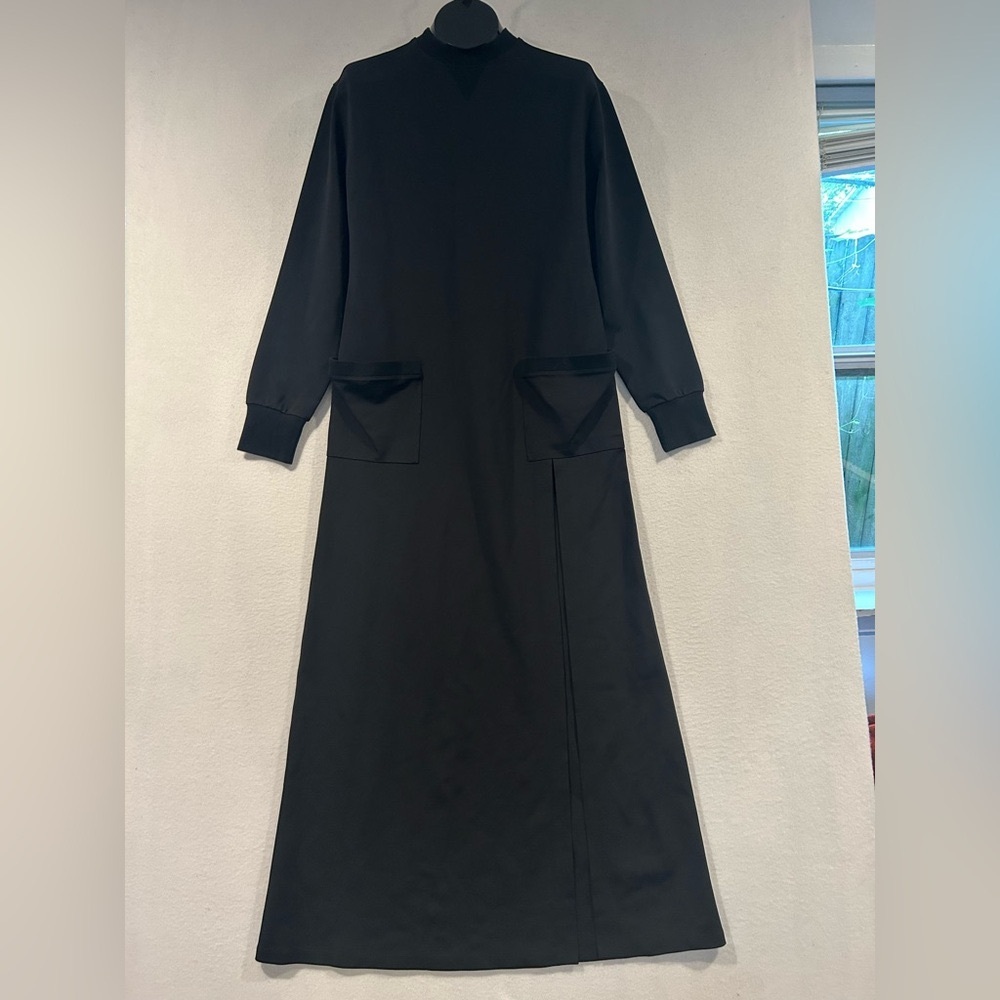Puma Fenty by Rihanna Black Long Sleeve Crew Neck maxi Dress Sz XS new side slit